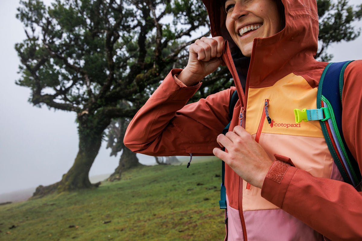 Impermeo 3L Hooded Shell Jacket - Women's